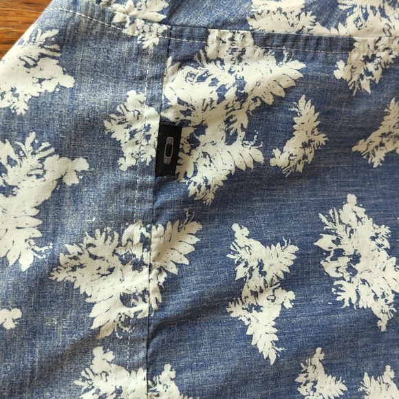 Oakley - Button Down - L - Picture 4 of 6